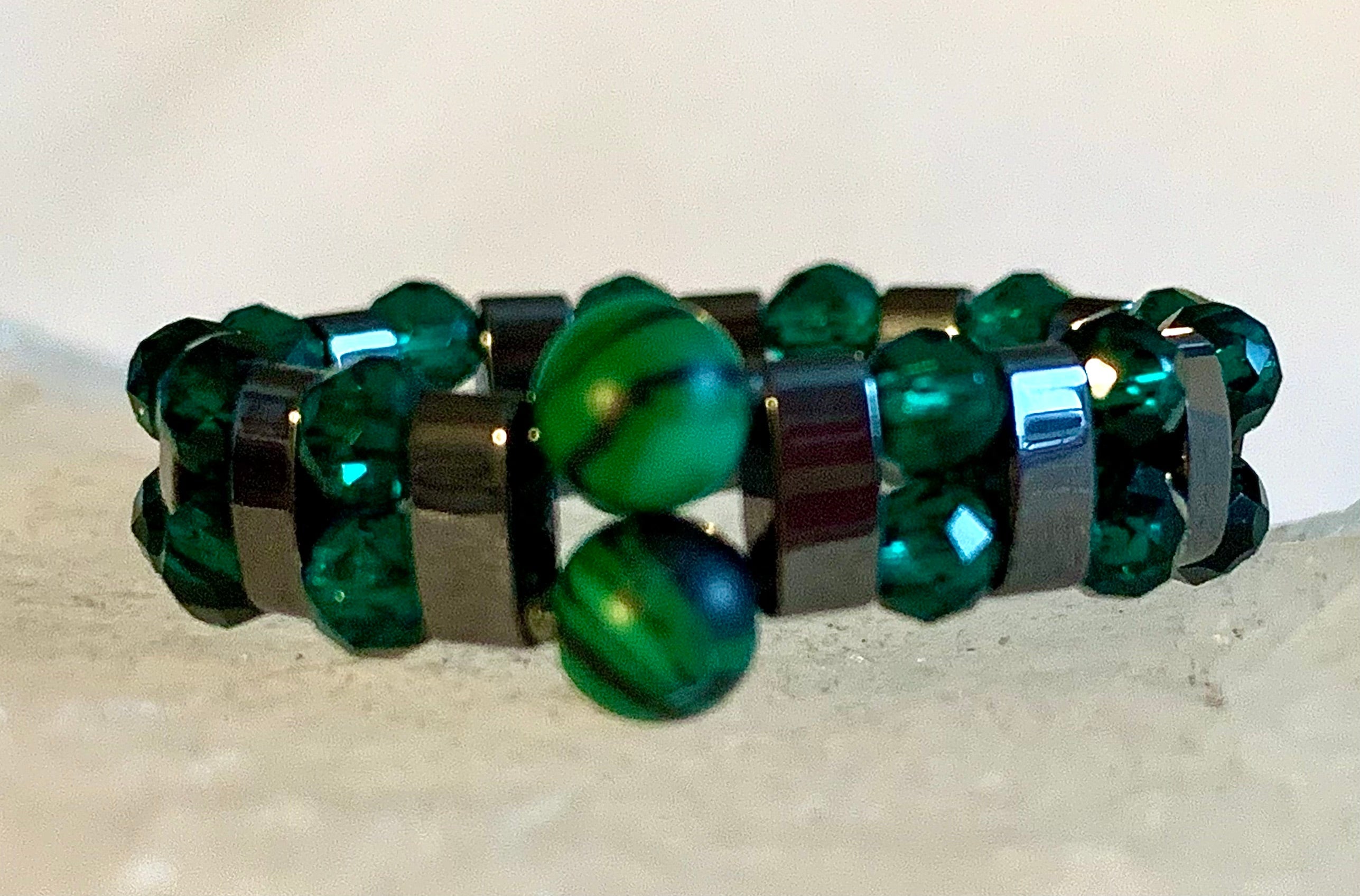 Quinn Handmade Emerald, Malachite, and Black Hematite Expandable Ring (Size 9-10)