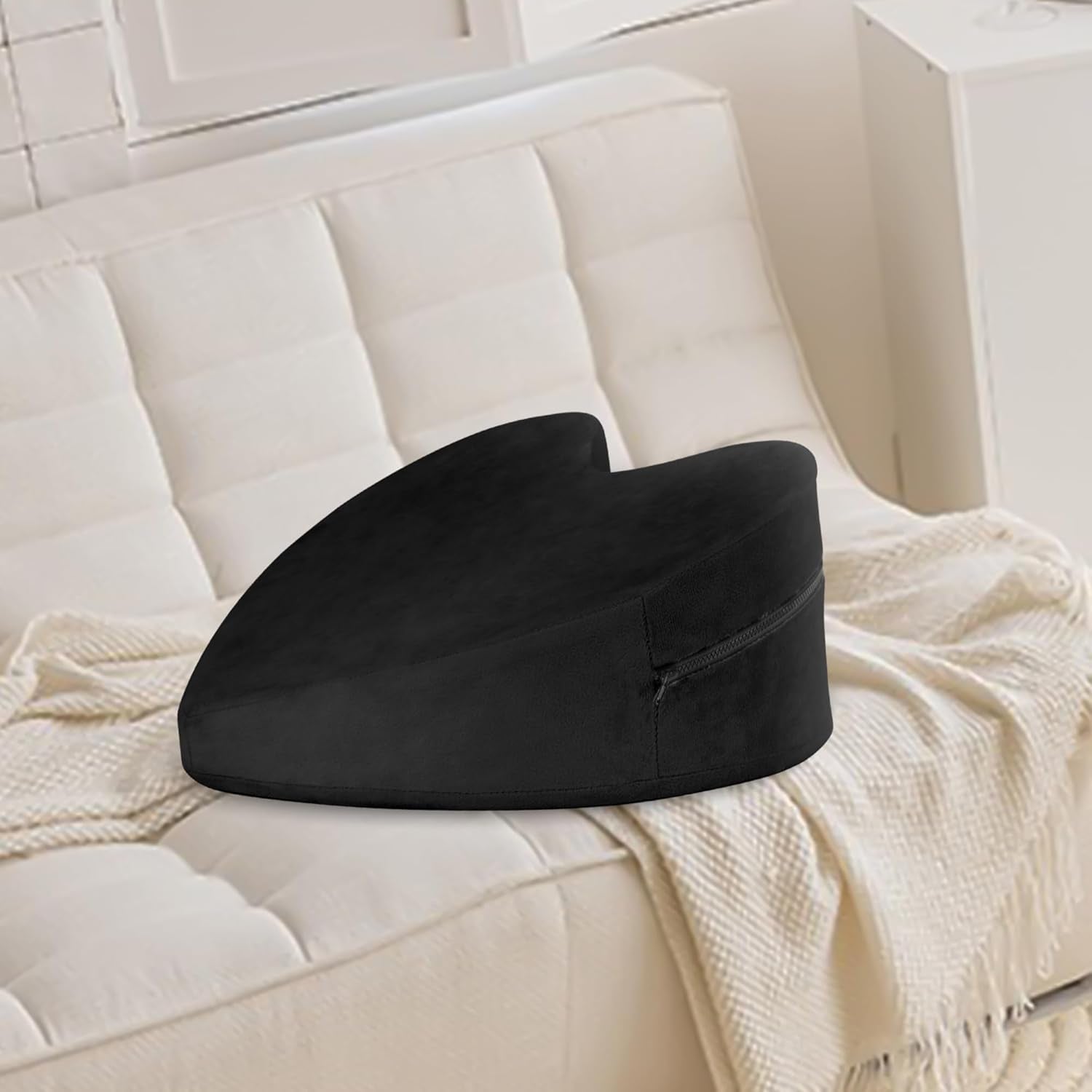 NoirAmour Heart-Shaped Sex Position Pillow