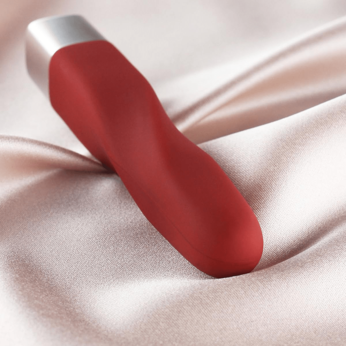 TwistFlame Ergonomic Bullet Vibrator